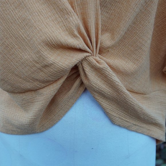 mustard tie up deep v crop top - Picture 3 of 7